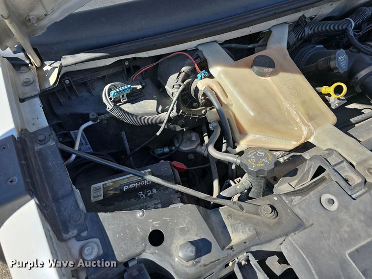 image for item DW3801 2010 Chevrolet Express G4500 shuttle bus