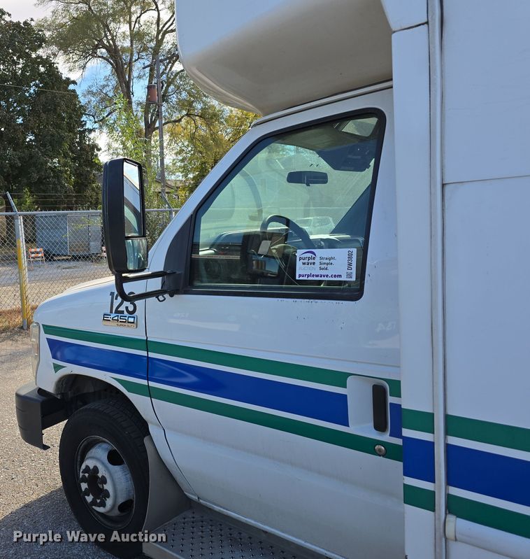 image for item DW3802 2012 Ford E450 Super Duty shuttle bus