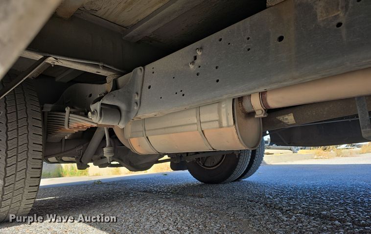 image for item DW3802 2012 Ford E450 Super Duty shuttle bus