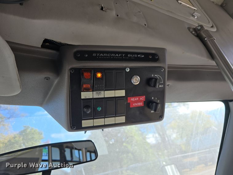 image for item DW3802 2012 Ford E450 Super Duty shuttle bus