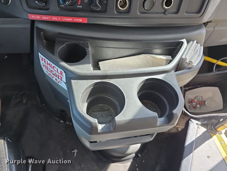 image for item DW3802 2012 Ford E450 Super Duty shuttle bus