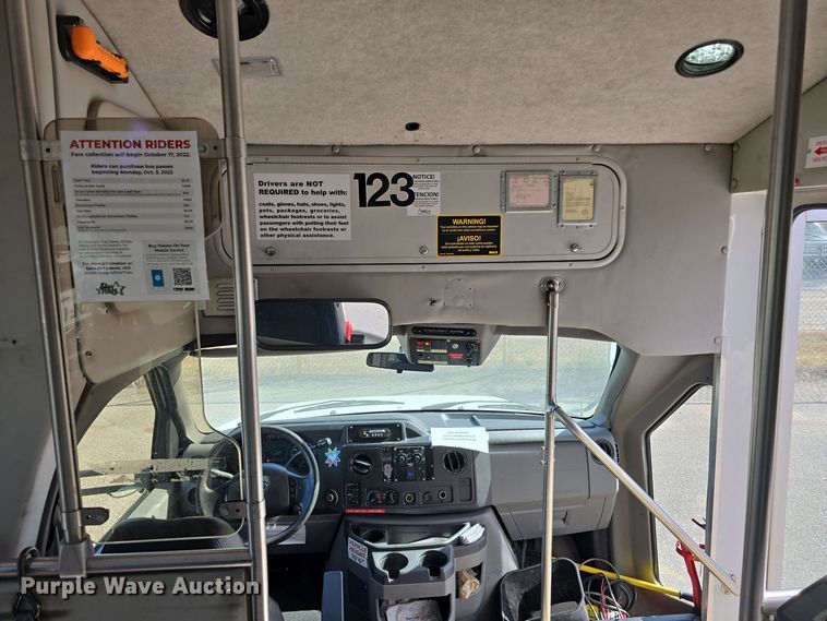 image for item DW3802 2012 Ford E450 Super Duty shuttle bus