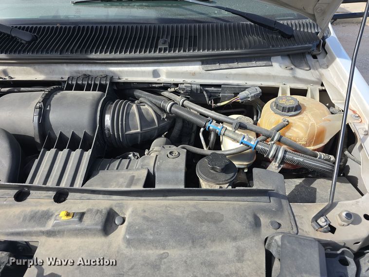 image for item DW3802 2012 Ford E450 Super Duty shuttle bus