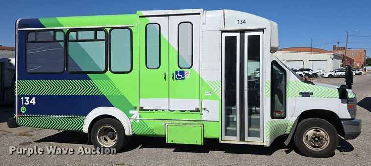 image for item DW3803 2017 Goshen Impulse Ford 220 shuttle bus