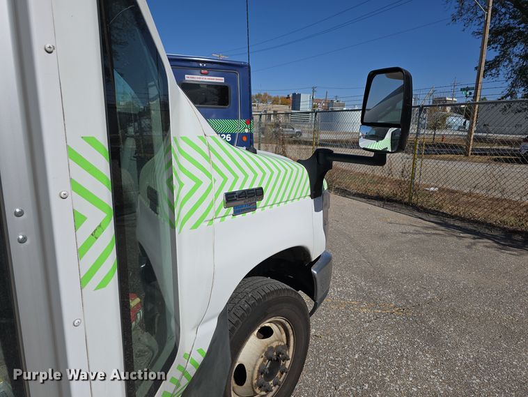 image for item DW3803 2017 Goshen Impulse Ford 220 shuttle bus