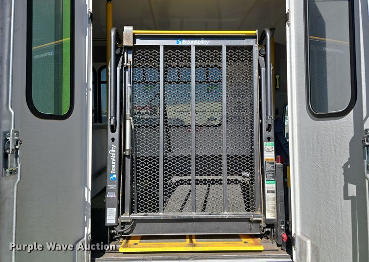 image for item DW3803 2017 Goshen Impulse Ford 220 shuttle bus