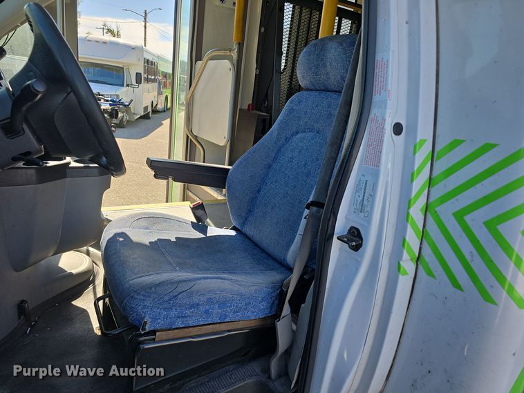 image for item DW3803 2017 Goshen Impulse Ford 220 shuttle bus