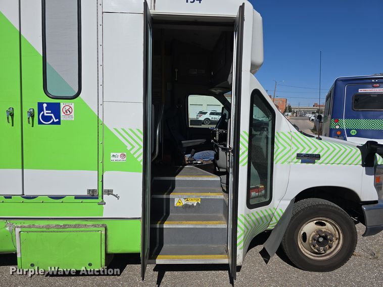 image for item DW3803 2017 Goshen Impulse Ford 220 shuttle bus