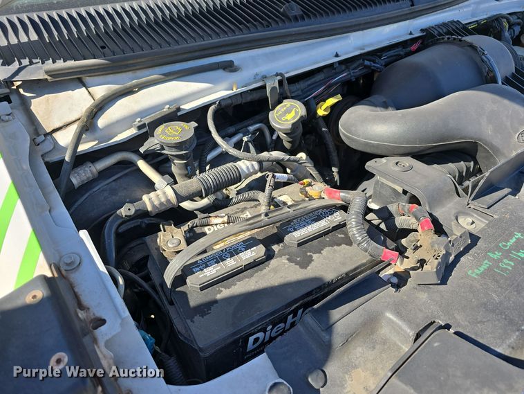 image for item DW3803 2017 Goshen Impulse Ford 220 shuttle bus