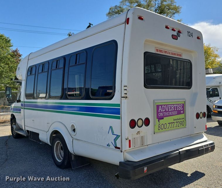 image for item DW3804 2013 Ford E450 Super Duty shuttle bus