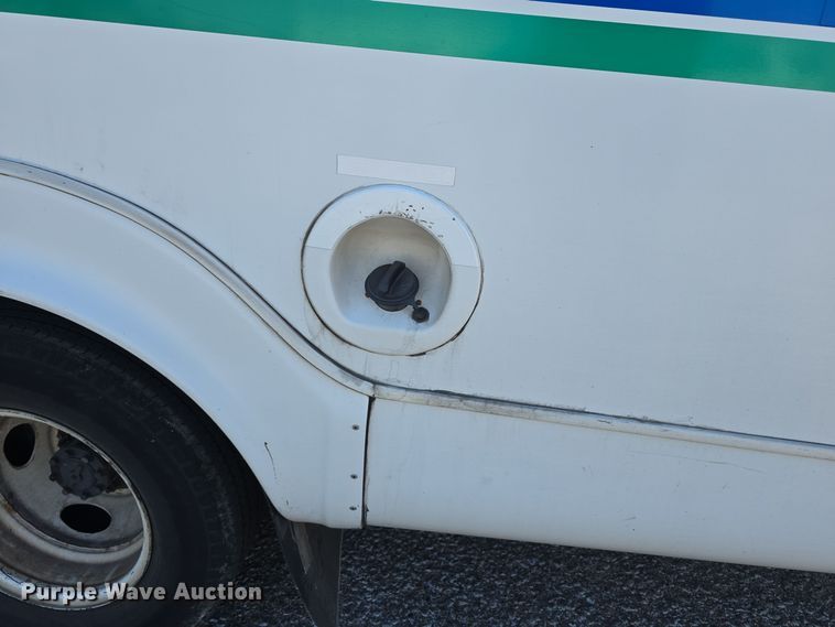 image for item DW3804 2013 Ford E450 Super Duty shuttle bus