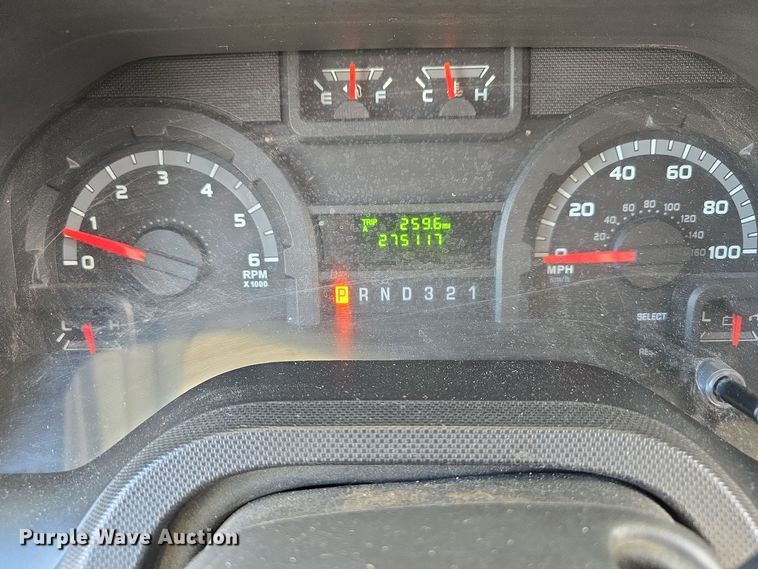 image for item DW3804 2013 Ford E450 Super Duty shuttle bus