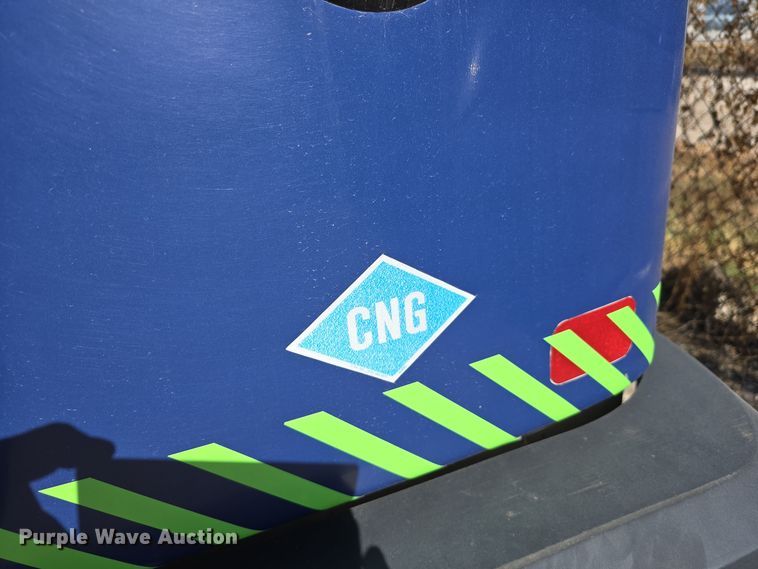 image for item DW3805 2017 Goshen Impulse Ford 220 shuttle bus