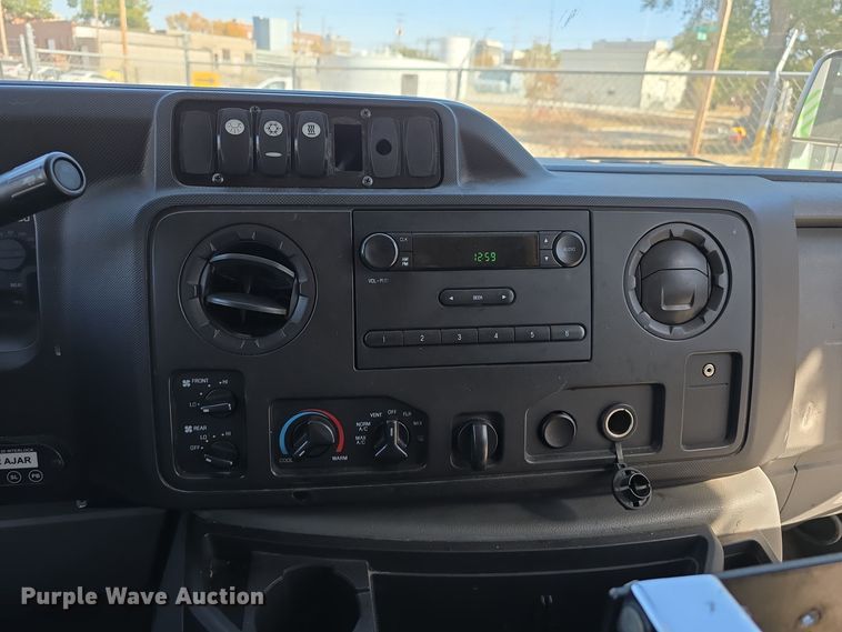 image for item DW3805 2017 Goshen Impulse Ford 220 shuttle bus