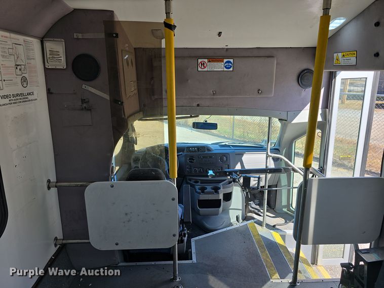 image for item DW3805 2017 Goshen Impulse Ford 220 shuttle bus