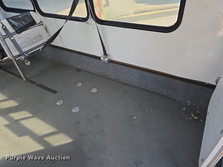 image for item DW3805 2017 Goshen Impulse Ford 220 shuttle bus