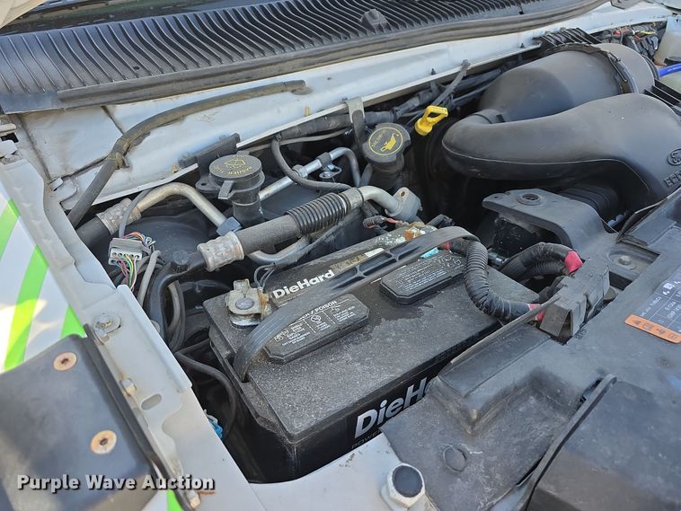 image for item DW3805 2017 Goshen Impulse Ford 220 shuttle bus