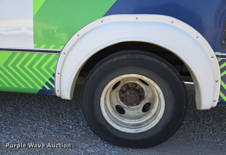 image for item DW3805 2017 Goshen Impulse Ford 220 shuttle bus