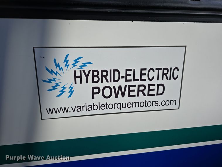 image for item DW3806 2010 Chevrolet 24' Glaval Titan shuttle bus