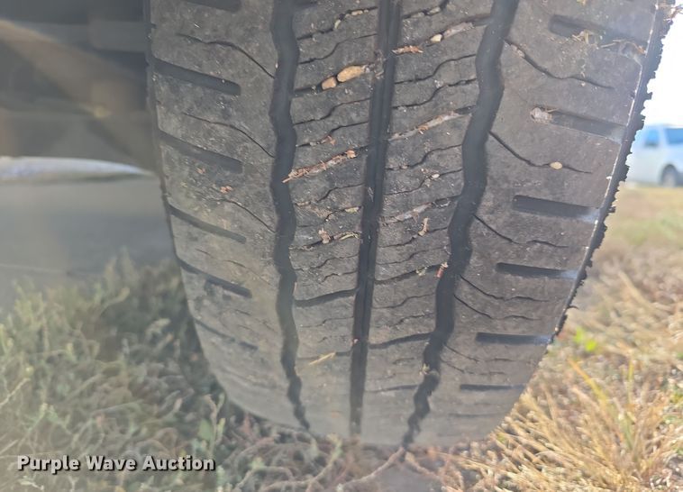 image for item DW3806 2010 Chevrolet 24' Glaval Titan shuttle bus