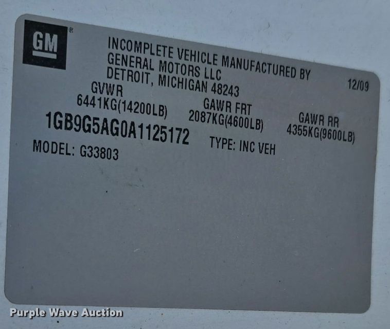 image for item DW3806 2010 Chevrolet 24' Glaval Titan shuttle bus