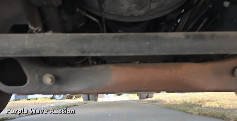 image for item DW3807 2010 Chevrolet 24' Glaval Titan shuttle bus