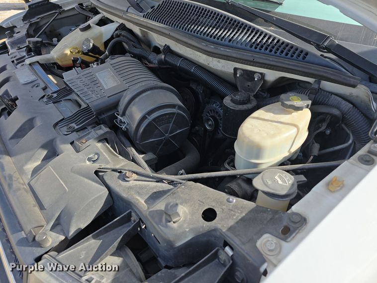 image for item DW3807 2010 Chevrolet 24' Glaval Titan shuttle bus