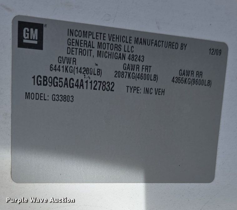 image for item DW3807 2010 Chevrolet 24' Glaval Titan shuttle bus