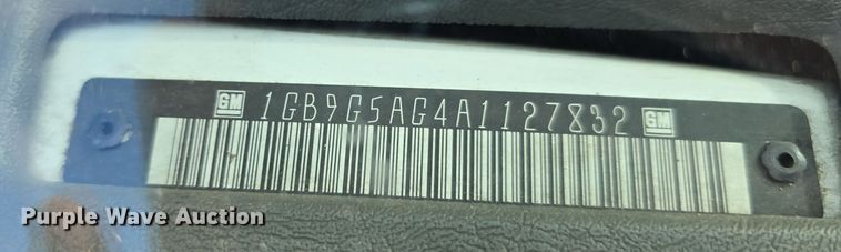 image for item DW3807 2010 Chevrolet 24' Glaval Titan shuttle bus