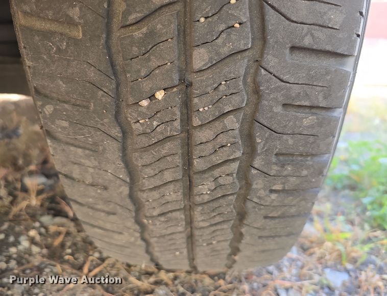 image for item DW3808 2010 Chevrolet 24' Glaval Titan shuttle bus