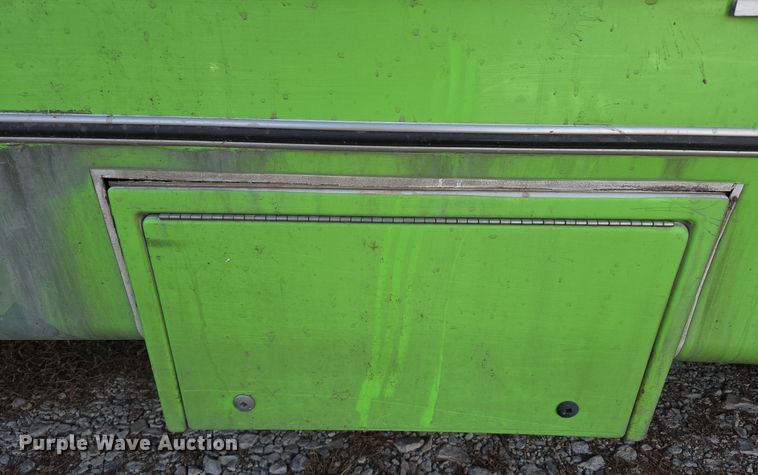 image for item DW3809 2017 Goshen Impulse Ford 220 shuttle bus