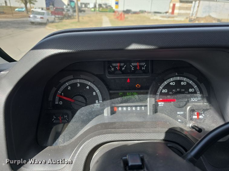 image for item DW3809 2017 Goshen Impulse Ford 220 shuttle bus