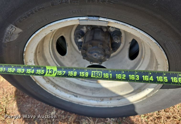 image for item DW3809 2017 Goshen Impulse Ford 220 shuttle bus