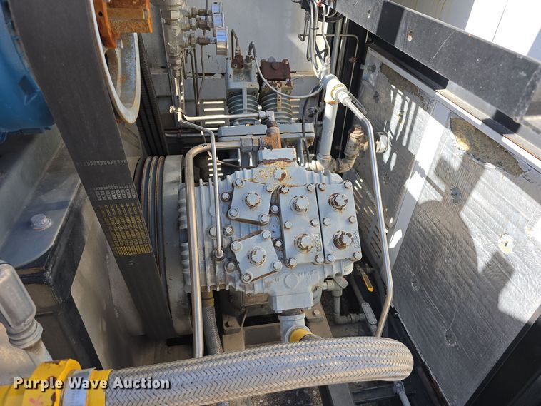 image for item DW3811 (2) ANGI Q-S50E4C75 CNG fueling station