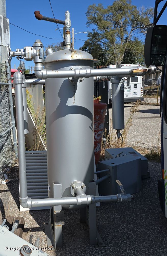 image for item DW3811 (2) ANGI Q-S50E4C75 CNG fueling station