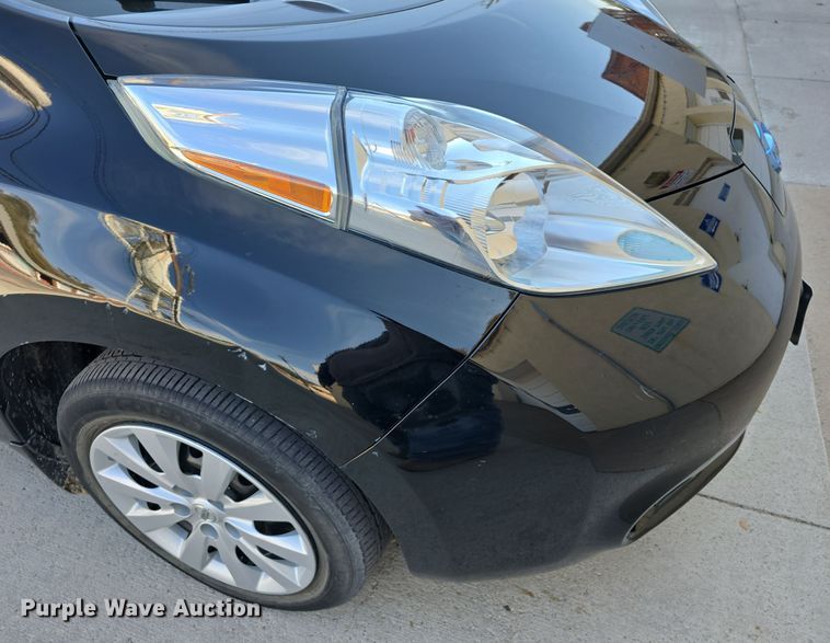 image for item DW3849 2015 Nissan Leaf 