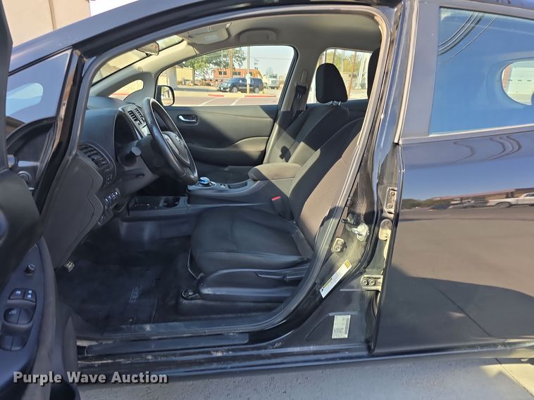 image for item DW3849 2015 Nissan Leaf 