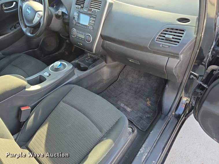 image for item DW3849 2015 Nissan Leaf 