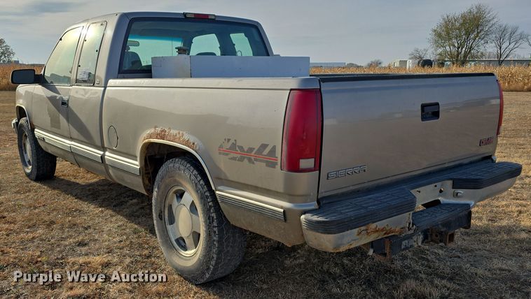 image for item DW3865 1998 GMC Sierra K1500 Ext. Cab pickup truck