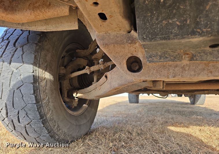 image for item DW3865 1998 GMC Sierra K1500 Ext. Cab pickup truck