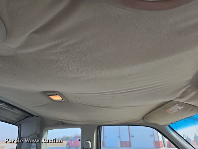 image for item DW3865 1998 GMC Sierra K1500 Ext. Cab pickup truck