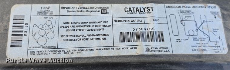 image for item DW3865 1998 GMC Sierra K1500 Ext. Cab pickup truck