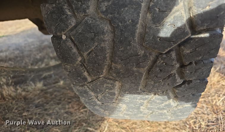 image for item DW3865 1998 GMC Sierra K1500 Ext. Cab pickup truck