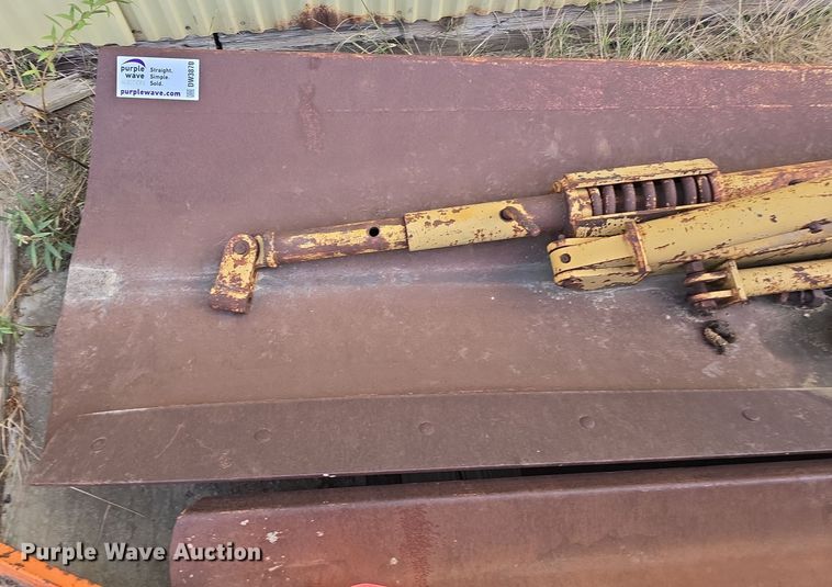 image for item DW3870 (2) motor grader wing blades