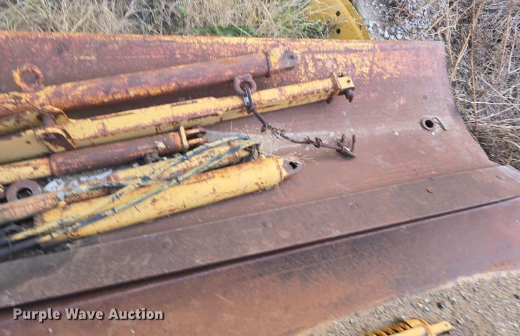 image for item DW3870 (2) motor grader wing blades