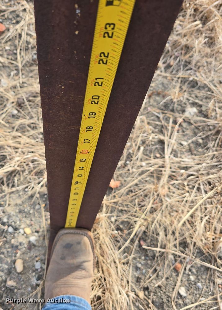 image for item DW3871 43