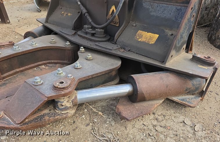 image for item DW3873 Dymax  excavator tree shear