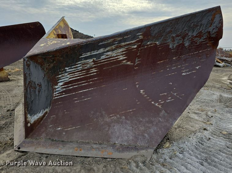 image for item DW3874 Snow plow