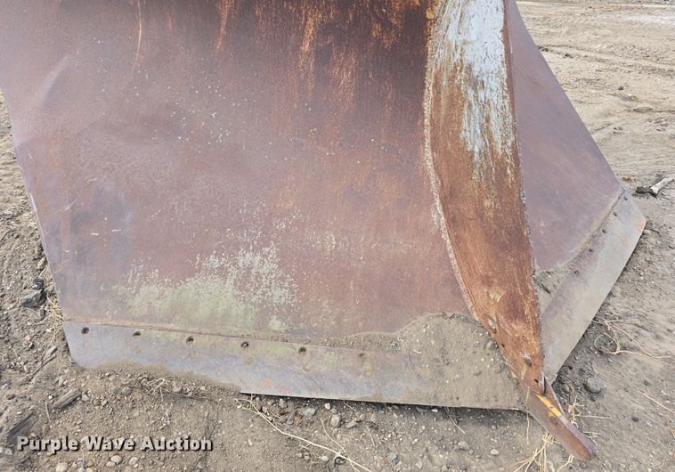 image for item DW3875 Caterpillar motor grader snow plow