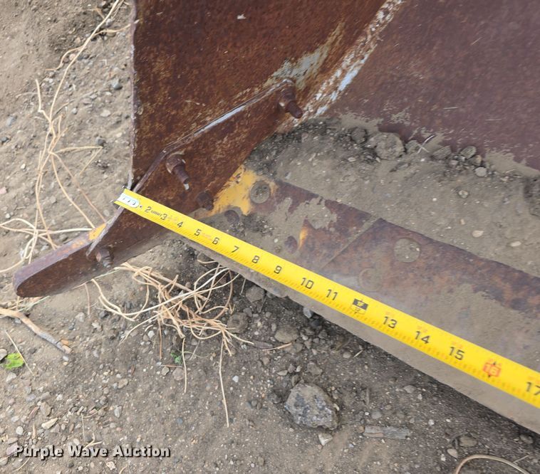 image for item DW3875 Caterpillar motor grader snow plow